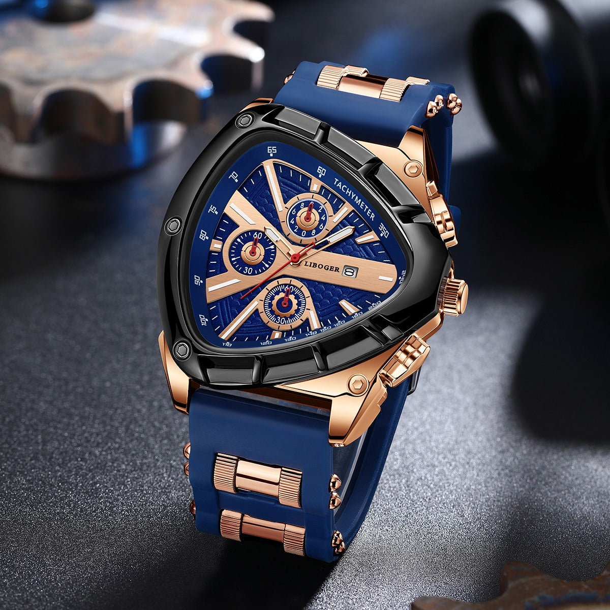 Luxury Men'S Quartz Watch with Triangle Dial