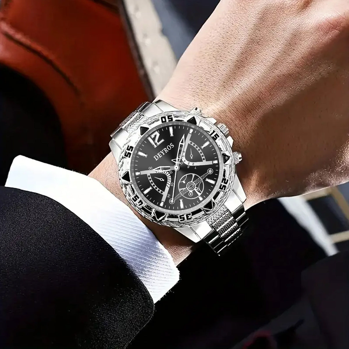 Minimalist Quartz Watch – Silver Steel