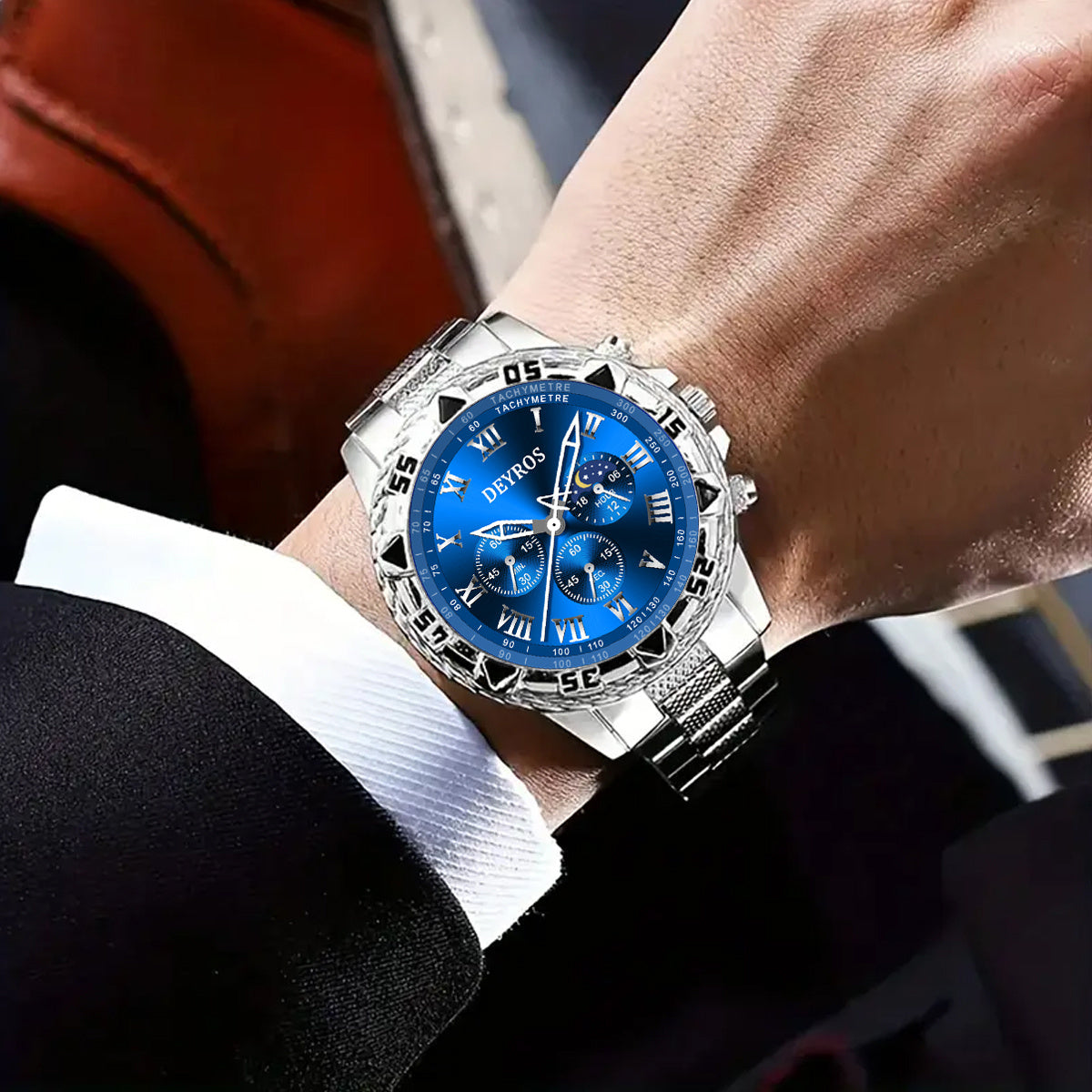 Minimalist Quartz Watch – Silver Steel