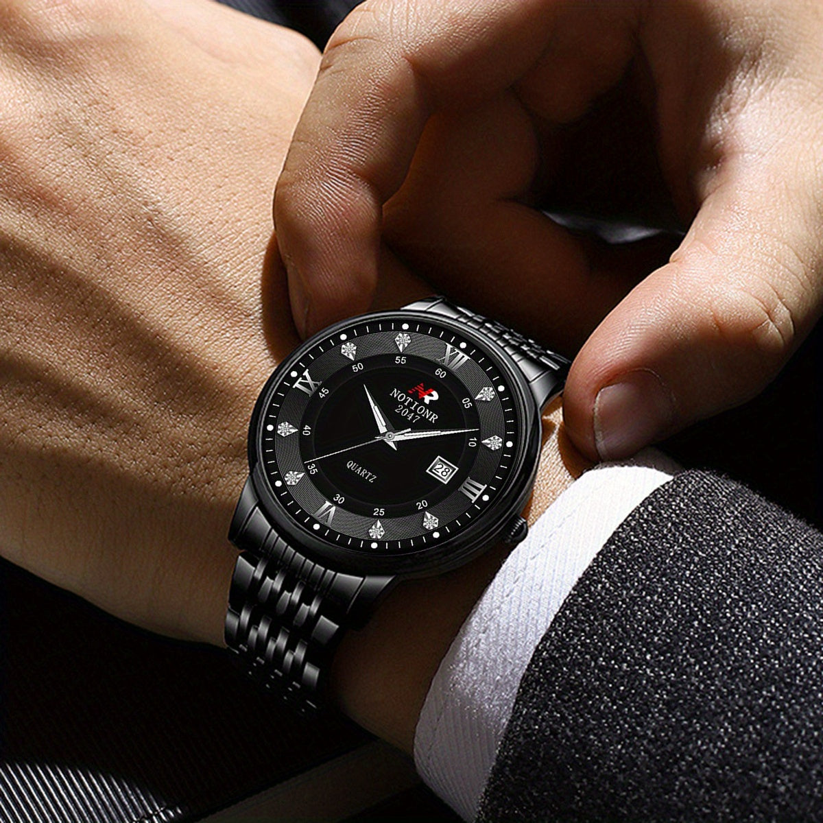 Minimalist Roman Men’s Watch – Silver Steel