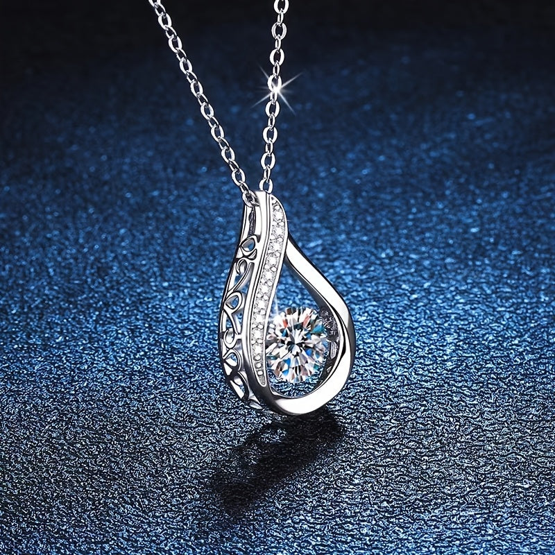 Elegant Moissanite Pendant – Round-Cut Sparkle