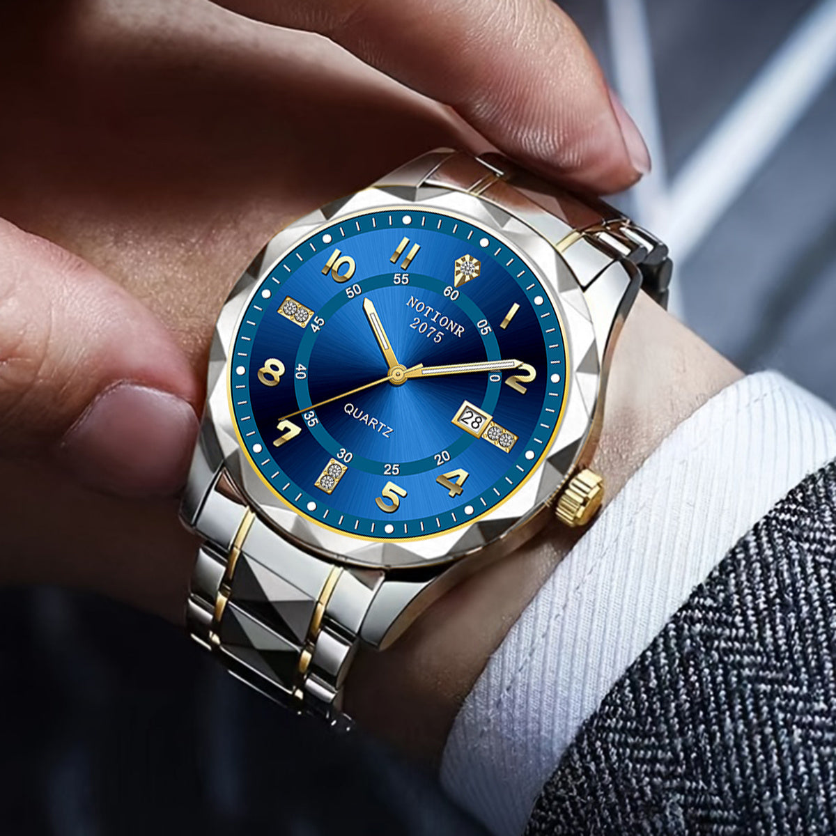 Minimalist Roman Men’s Watch – Silver Steel