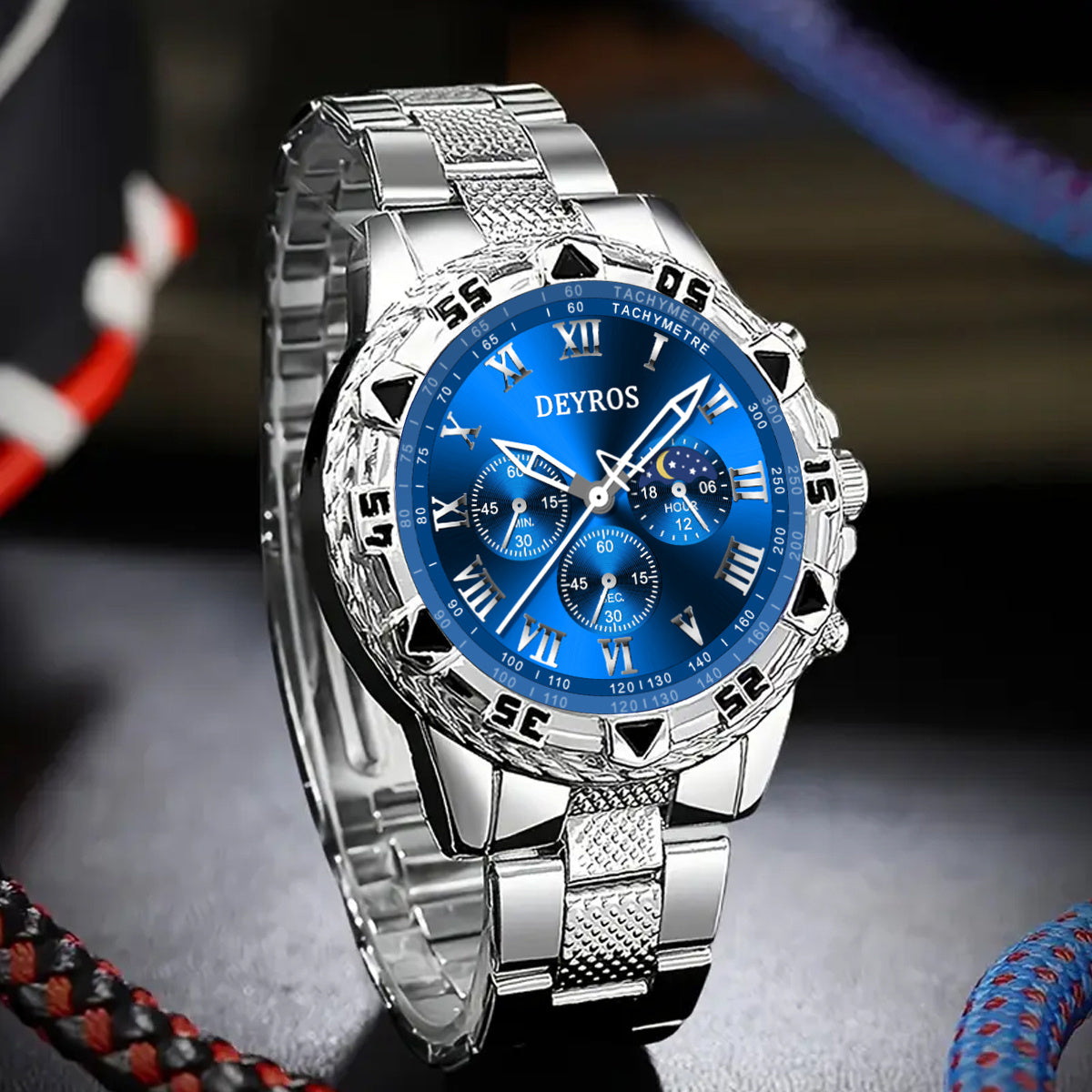 Minimalist Quartz Watch – Silver Steel